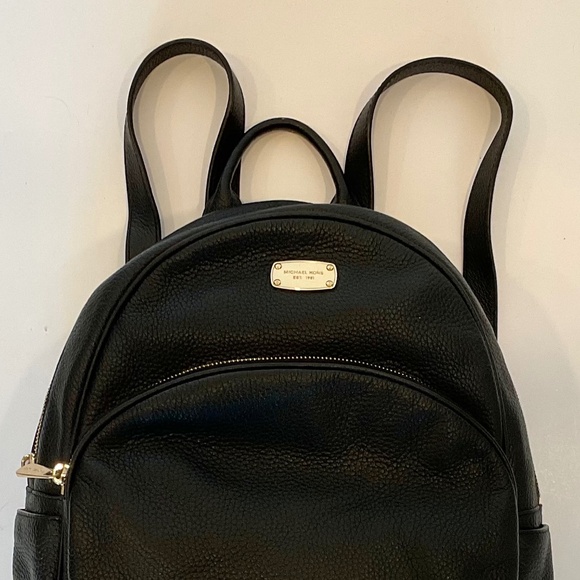 MICHEAL KORS Black Large Leather Backpack - Picture 3 of 13